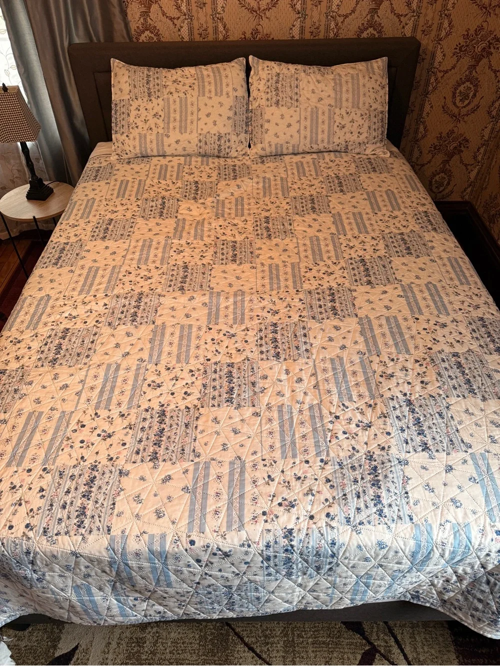 Fresh Home Lightweight Patchwork Quilt Set - Blue Floral